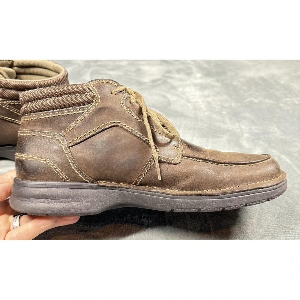 Clarks Boots Mens Size 9.5 M Brown Leather Moc Toe Chukka Ankle Comfort Casual